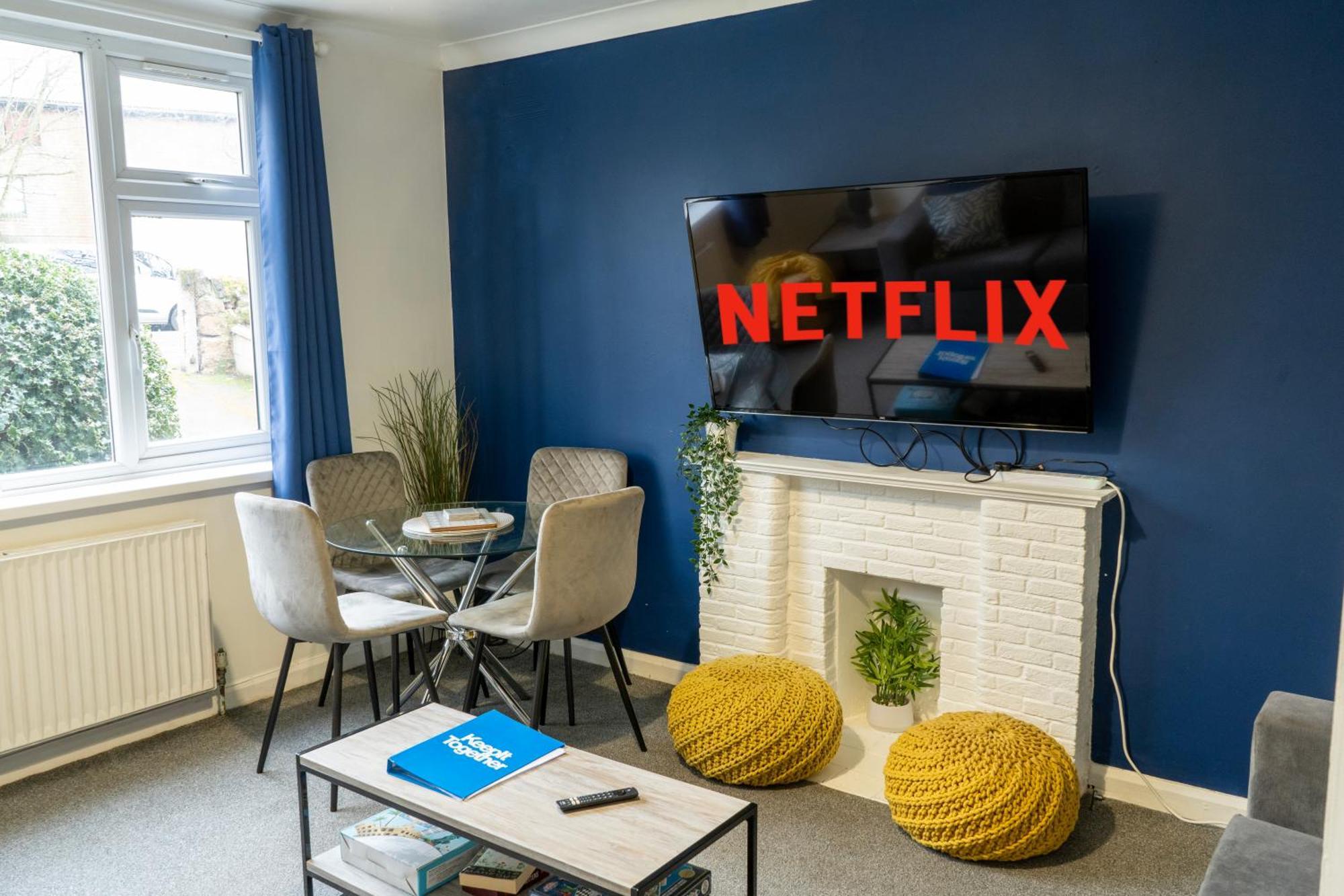 The Park, Ground Fl Apartment, Prime Location, Free Parking, & Cozy Appartement